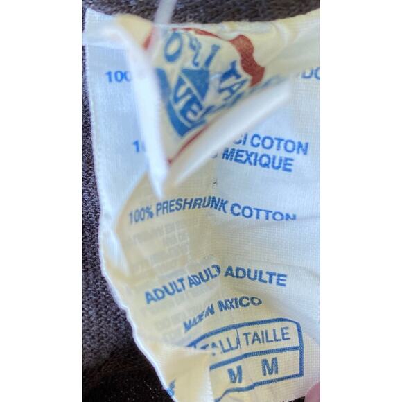 Y2K ZOMBIES EAT BRAINS LOOKS LIKE YOU'LL BE SAFE T-Shirt MEN'S Size Medium - Picture 6 of 7